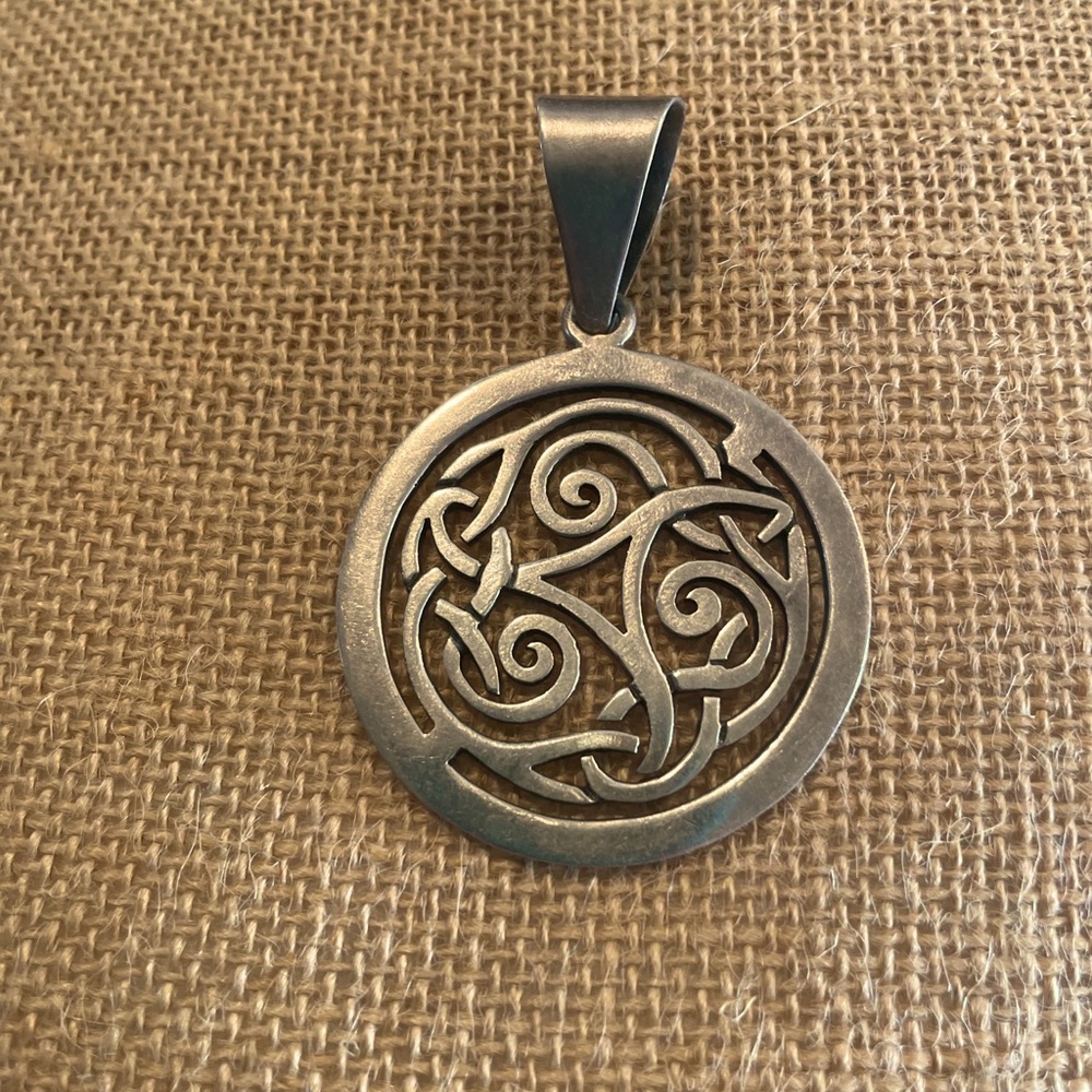 Silpada silver pendant